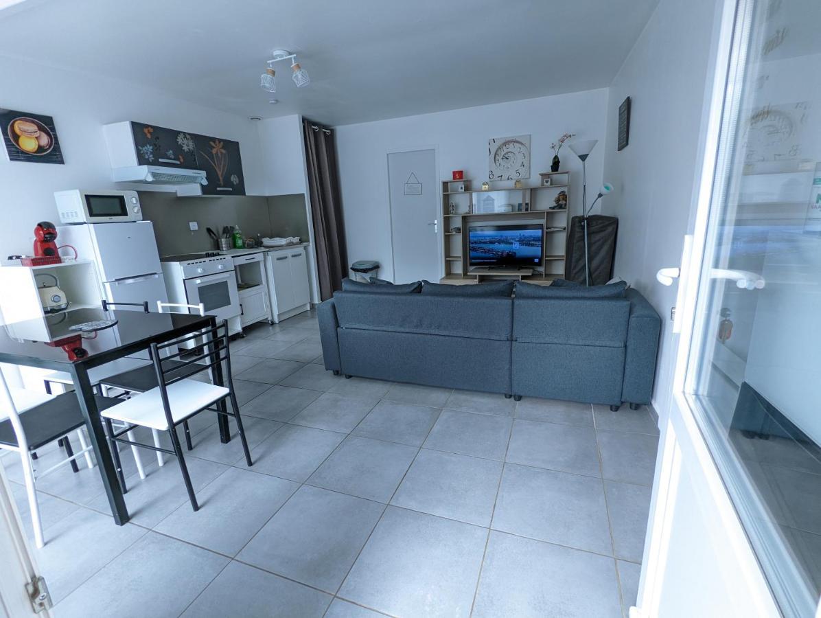 Bel Appartement T2 Climatise Avec Piscine Poitiers-Futuroscope-Creps De Poitiers Vouneuil-sous-Biard Zewnętrze zdjęcie